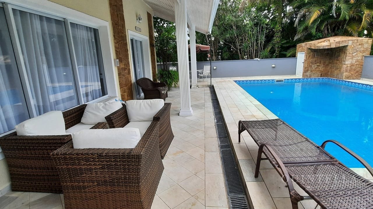 Casa — foto 1 de 17