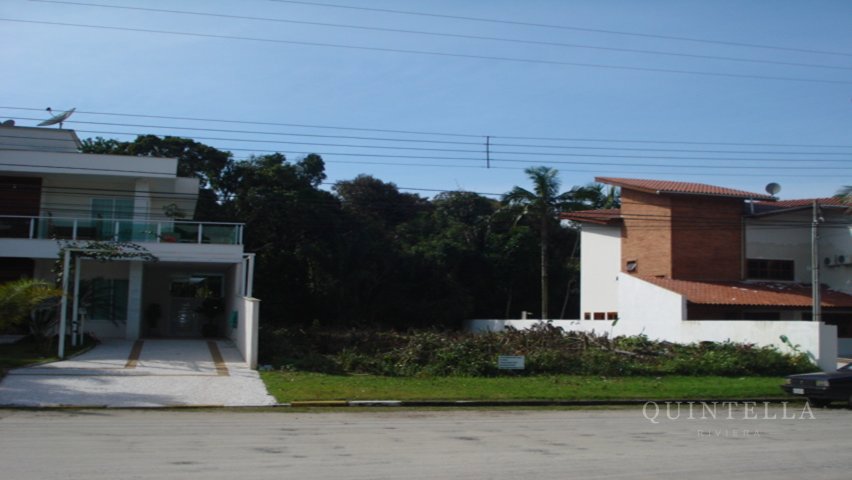 Terreno — foto 2 de 3