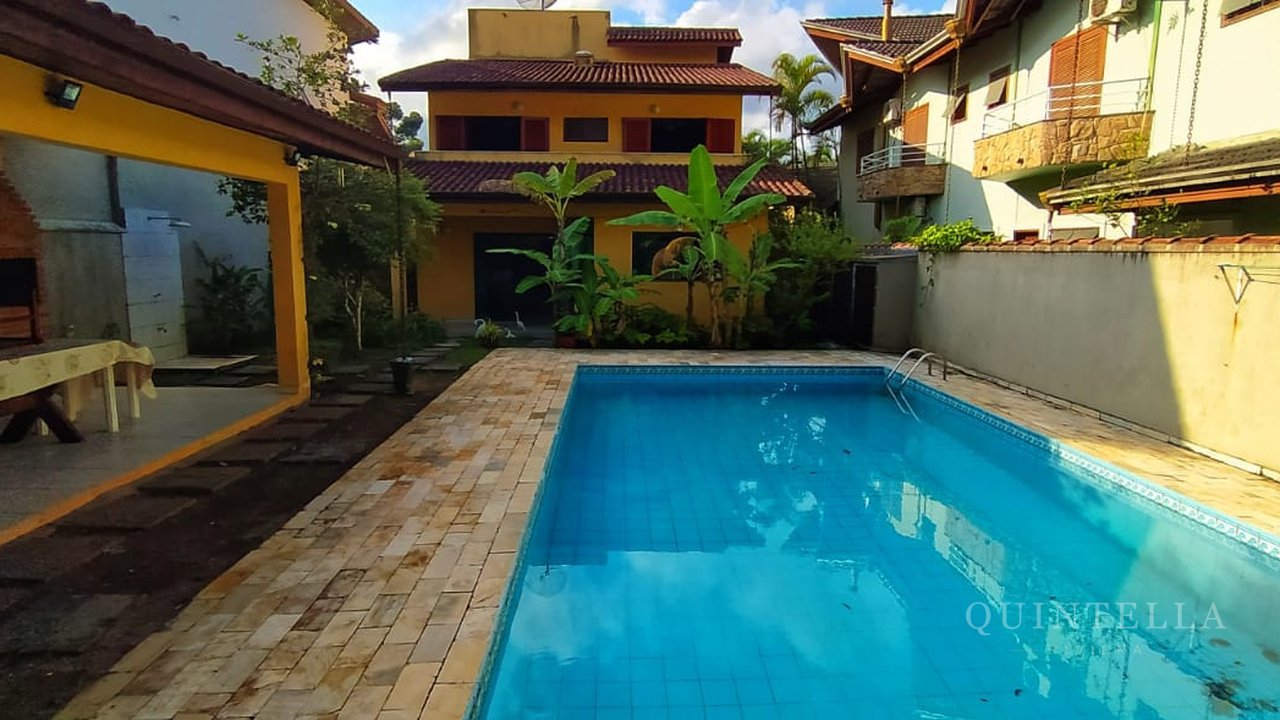 Casa — foto 1 de 15
