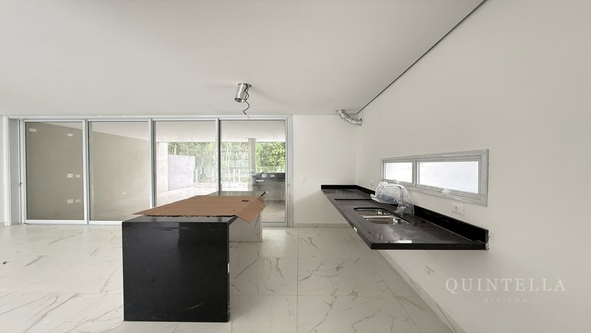 Casa em Condomínio — foto 10 de 40