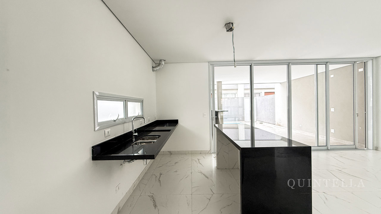 Casa em Condomínio — foto 11 de 35