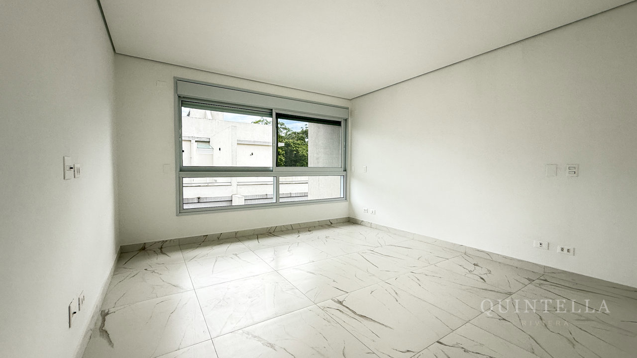 Casa em Condomínio — foto 3 de 35