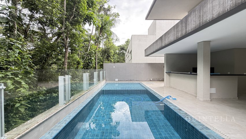 Casa em Condomínio — foto 12 de 40