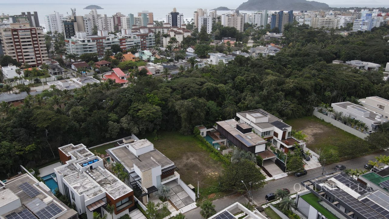 Terreno — foto 2 de 3