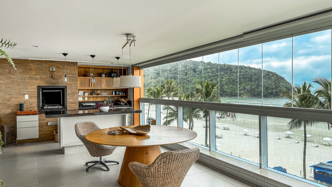 Apartamento pé na areia frontal — foto 9 de 61