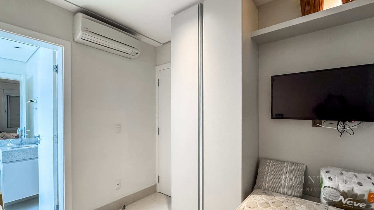 Apartamento pé na areia frontal — foto 34 de 61