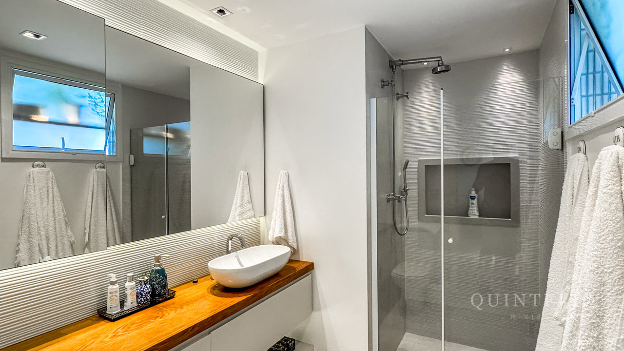 Apartamento pé na areia frontal — foto 38 de 61