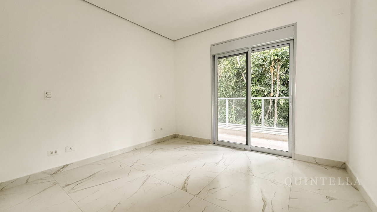 Casa em Condomínio — foto 7 de 33