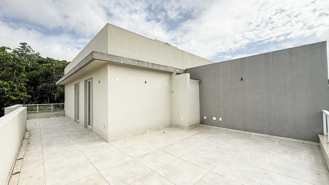 Casa em Condomínio — foto 9 de 33