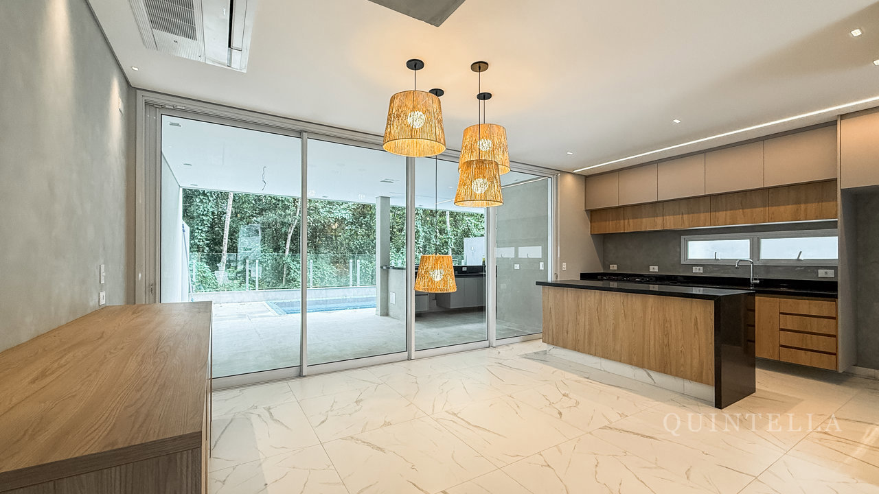 Casa em Condomínio — foto 4 de 38