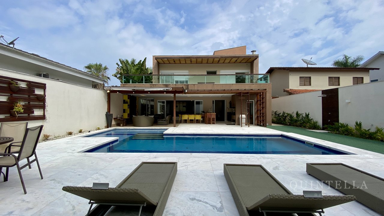 Casa — foto 1 de 48